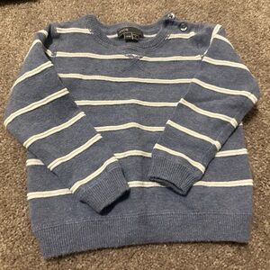 Great condition sweater. Absolutely adorable